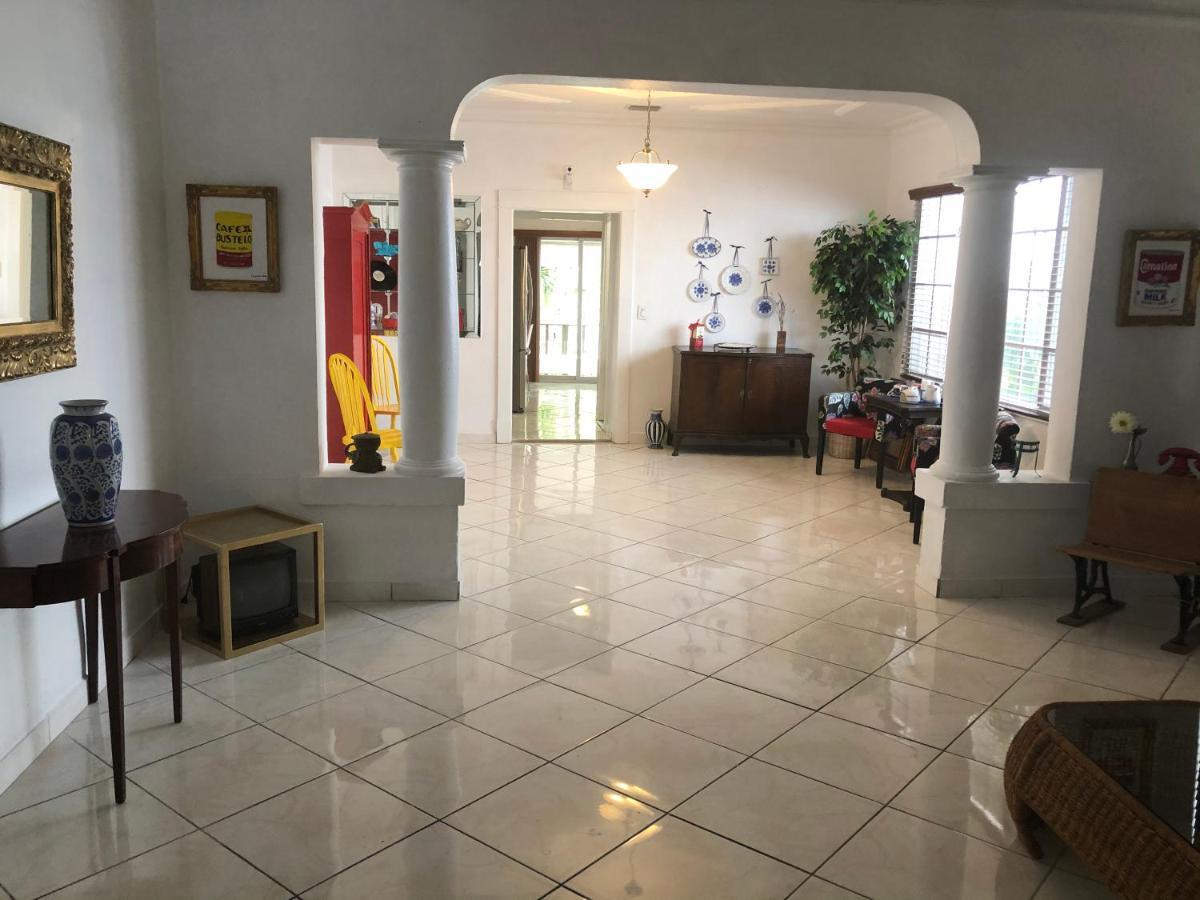 Private Room In The Heart Of Calle Ocho 迈阿密 外观 照片
